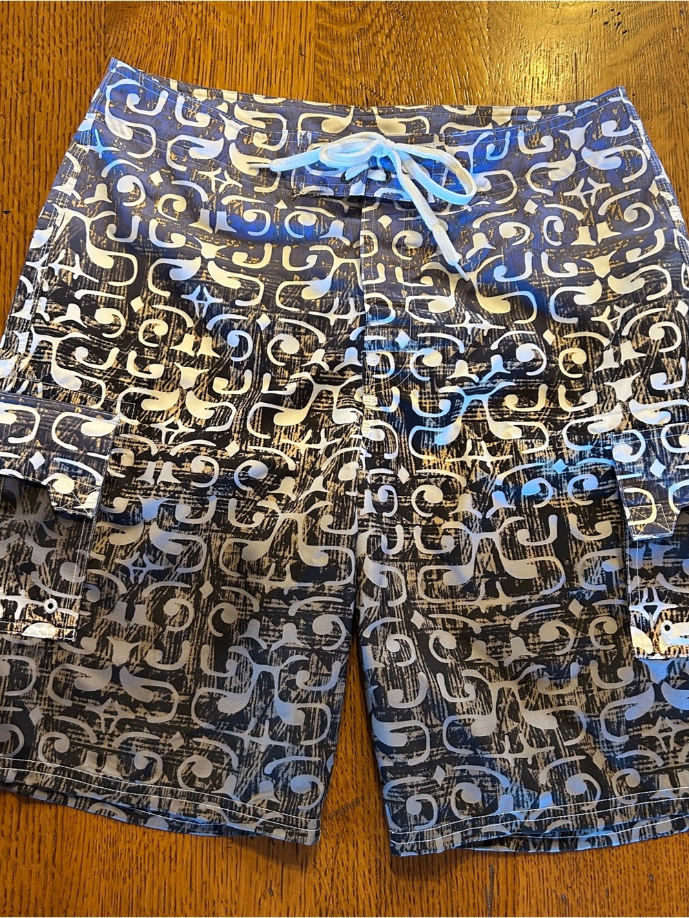 Men's board shorts, Black, gray & White Patterned Swim Shorts with Drawstring